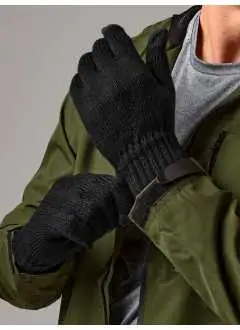 95% acrílico, 4% poliéster, 1% elastán. Estudiados para ser utilizados con dispositivos TouchScreen como Smartphones, Tablet, etc. Los detalles en blanco de los tres primeros dedos son de un material altamente conductor.