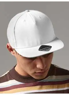 100% algodón twill. Gorra 5 paneles, cierre con botón, regulación estilo retro snapback superior, ojales bordados, talla única.