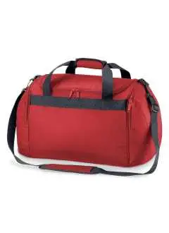 100% polyester 600D. Sac avec bandoulière démontable et réglable. Poche intérieure porte bouteille. Grand compartiment principal. Étiquette amovible. Dimensions: 54x28x25 cm. Capacité: 26 Litres. Pour la broderie: cadre de 15 cm. Surface imprimable devant: 26x15 cm maxi. Surface imprimable sur la poche: 14x18 cm maxi.