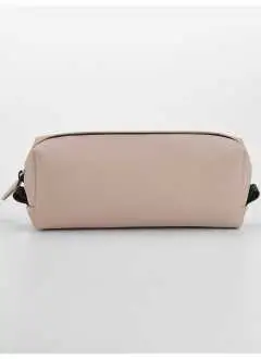 100% poliéster reciclado. Estuche de belleza multiusos, tejido repelente al agua, estilo minimalista, compartimento principal con cremallera, cremalleras de goma, etiqueta rasgable. Tamaño: 21x8x6cm, Área para imprimir: 18x8cm máximo.