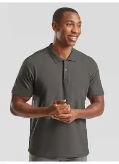 100% cotone. Polo piqué a manica corta con vestibilità classica e cuciture laterali, pattina a 2 bottoni tono su tono, maniche senza polsino, etichetta strappabile. (Heather Grey: 97% cot. 3% pol.)
