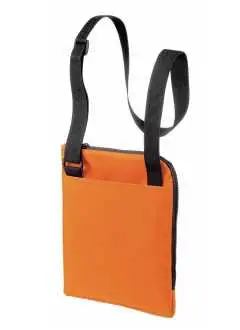 100% poliestere 600d. Zaino con ampio scomparto principale con cerniera ideale per documenti in formato A4 e cataloghi, tasca piatta sul retro e tracolla regolabile. Dimensioni: 25 x 33 x 2 cm, capacita': 2.25 litri, area stampabile: 18 x 24 cm.