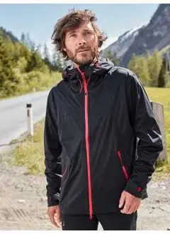100% polyester. Veste softshell ultra-légère. Tissu fonctionnel avec membrane en TPU, coupe-vent et imperméable, respirant et perméable à la vapeur. Couture hermétique (colonne d'eau 10 000 mm), fermeture éclair étanche, deux poches latérales avec zip, capuche ajustable, forme ergonomique avec dos légèrement plus long.