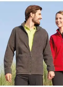 100% polyester. Tissu extérieur (280 g/m²): 100% polyester. Micropolaire anti-boulochage et easy care, 2 poches latérales zippées. Étiquette detachable.®