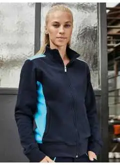 70% coton, 30% polyester. Sweat facile d'entretien et robuste, intérieur polaire, inserts contrastés sur les côtés et les épaules, piping à l'avant des épaules. Poignets et bas du corps en bord côte, 2 poches latérales avec zip caché, coupe légèrement cintrée, lavable à 60°C, adapté au séche-linge.