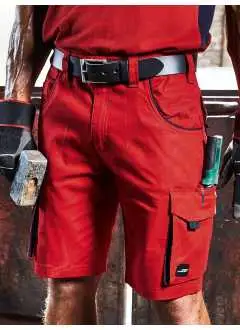 97% cotone, 3% elastan. Pantaloni leggeri in canvas, vestibilità comoda, taglio ergonomico. triple cuciture, girovita elasticizzato con passanti, varie tasche per attrezzi, elementi catarifrangenti sia sul davanti che sul retro. Tutte le cerniere e i bottoni sono nascosti.