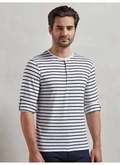 82% polyester, 14% viscose, 4% elastane. T-shirt à manches longues retroussables avec languette boutonnée à l'intérieur pour maintenir en place les manches.  Encolure arrondie avec plaquette à trois boutons. Ourlet et bords de manche à doubles surpiqûres.