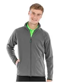 100% polyester recyclé. Veste polaire zippée, zip YKK NATULON® Eco-Friendly, ourlet et poignets élastiques, coutures décoratives, poches latérales. Facile à laver, séchage rapide. Sans PFC. Lavable à 40°C