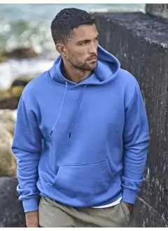 70% coton ringspun, 30% polyester. Double couture, double teint, lycra dans toutes les côtes, tissu à 3 fils pour une surface lisse, intérieur brossé, coton égyptien à longues fibres, lavable à 60 degrés.