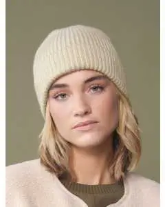 Bonnet en maille côtelée à pinces invisibles